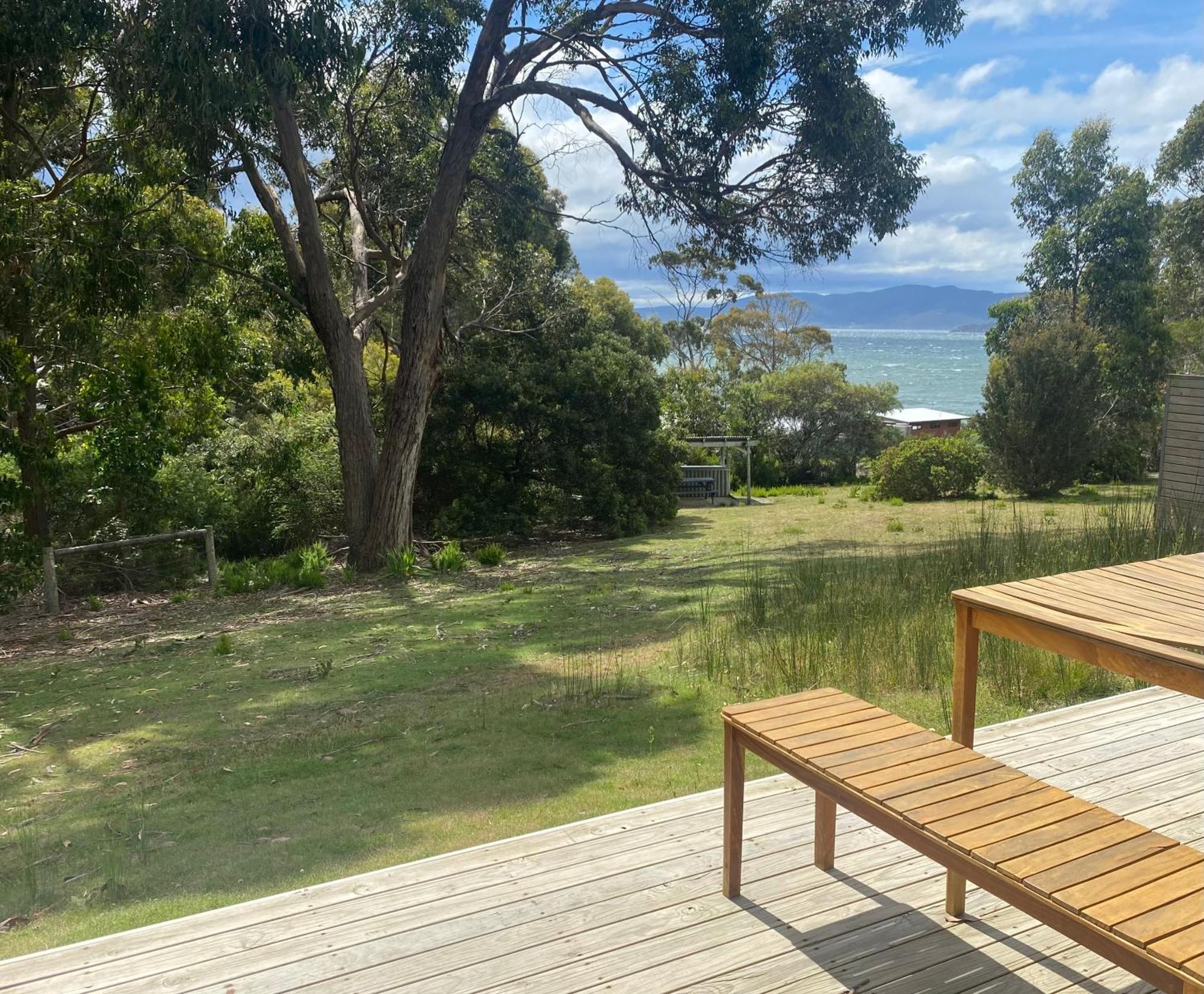 Bruny Island Escapes And Hotel Bruny Alonnah Exterior photo